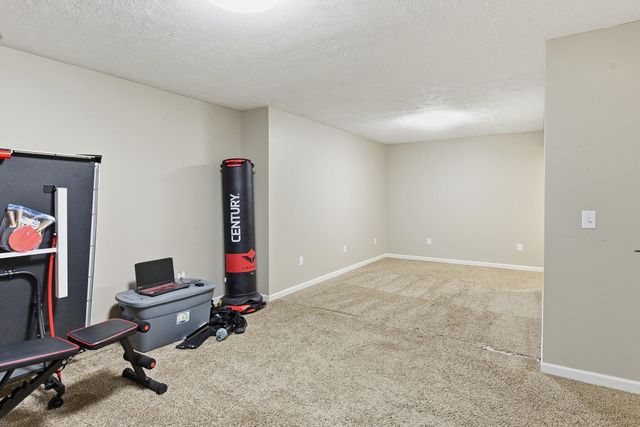 123 WOODBURY Circle, Council Bluffs, IA 51503