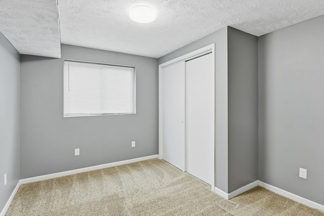 123 WOODBURY Circle, Council Bluffs, IA 51503