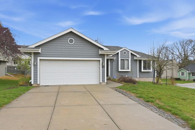 123 WOODBURY Circle, Council Bluffs, IA 51503