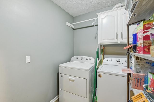 123 WOODBURY Circle, Council Bluffs, IA 51503