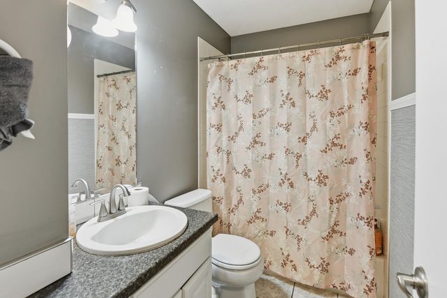 123 WOODBURY Circle, Council Bluffs, IA 51503