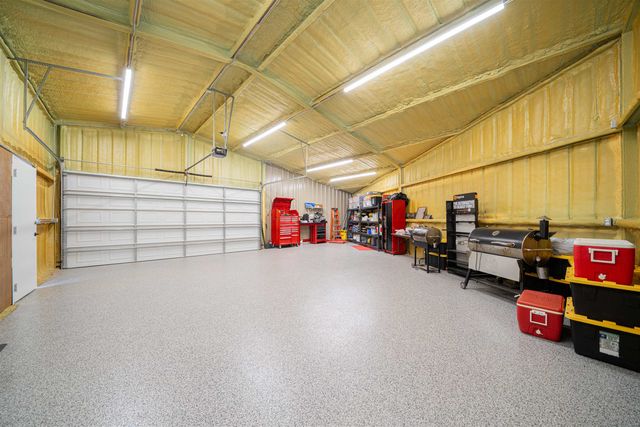 303 County Road 2310, Mineola, TX 75773