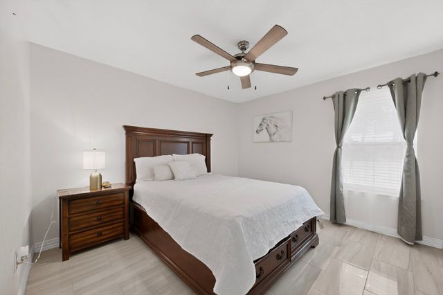 1413 Bowie, Corsicana, TX 75110