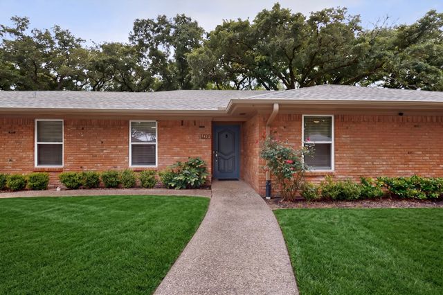 1413 Bowie, Corsicana, TX 75110