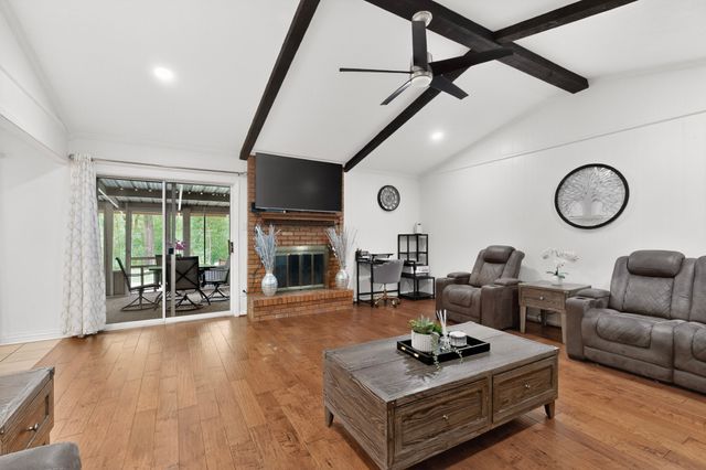 1413 Bowie, Corsicana, TX 75110