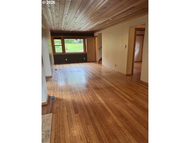 2359 COLUMBIA St, Eugene, OR 97403