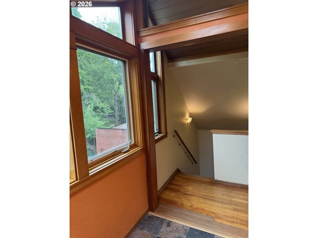 2359 COLUMBIA St, Eugene, OR 97403
