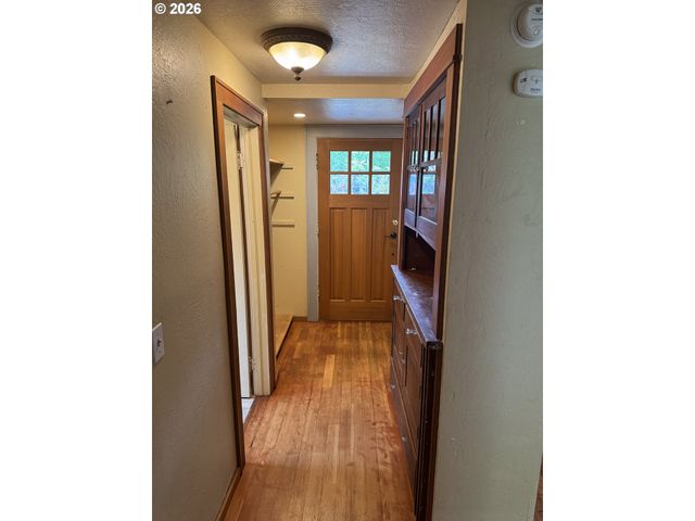 2359 COLUMBIA St, Eugene, OR 97403