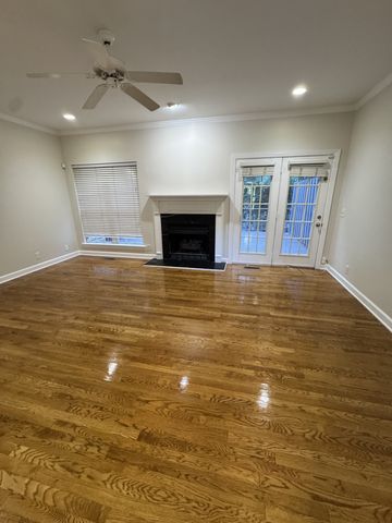 165 Hicks Rd Apt 5, Nashville, TN 37221