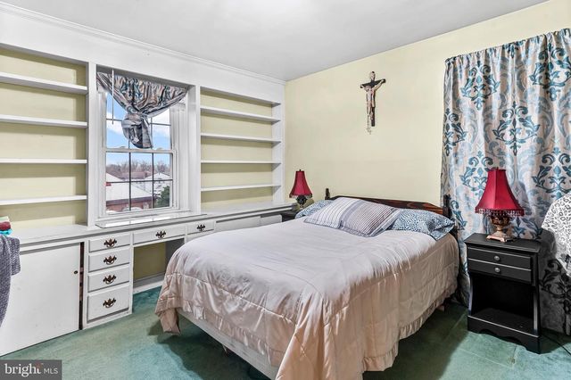 253 N GUERNSEY RD, West Grove, PA 19390