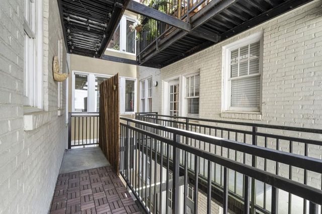 2840 Peachtree Road NW 406, Atlanta, GA 30305