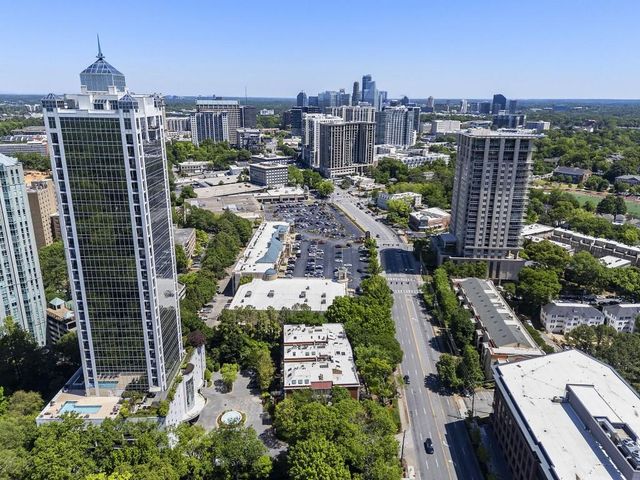 2840 Peachtree Road NW 406, Atlanta, GA 30305
