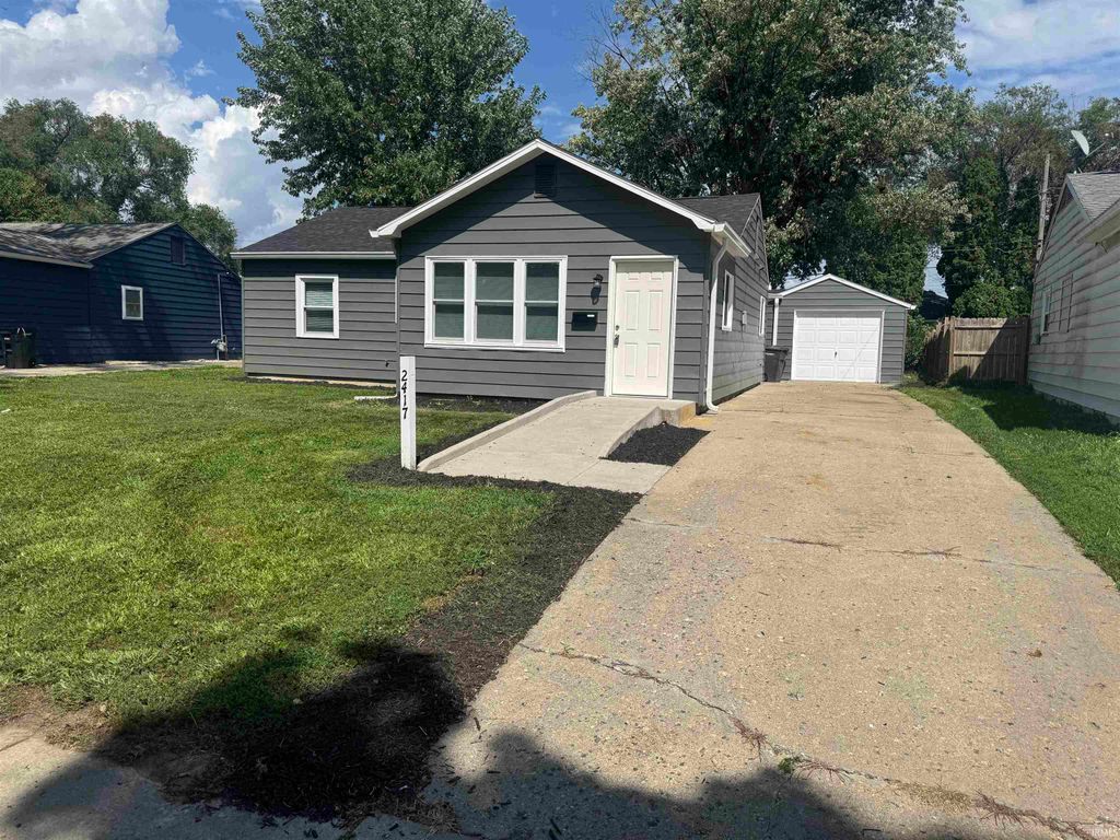 2417 Foxhall Drive, Lafayette, IN 47905