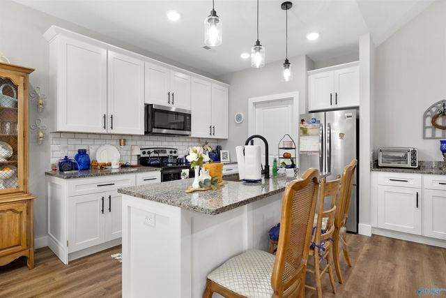 714 Forrest Avenue, Scottsboro, AL 35768