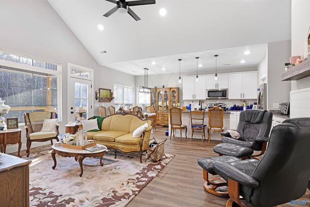 714 Forrest Avenue, Scottsboro, AL 35768