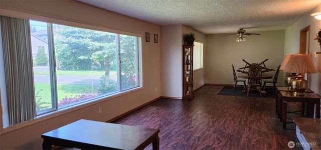 314 Insel Road, Woodland, WA 98674