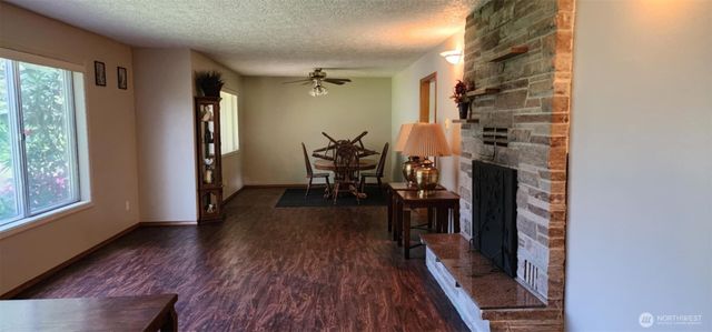 314 Insel Road, Woodland, WA 98674