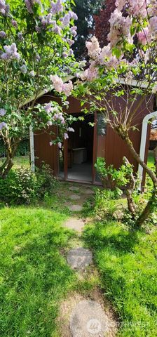 314 Insel Road, Woodland, WA 98674