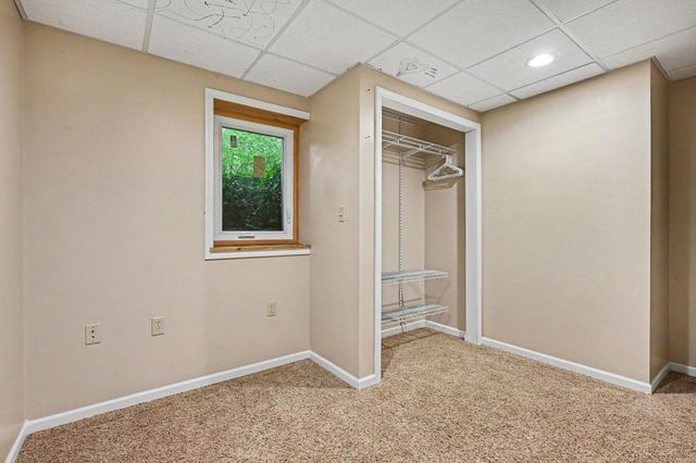 22300 Wynsmythe Drive, Mattawan, MI 49071