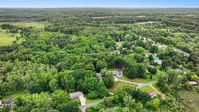 22300 Wynsmythe Drive, Mattawan, MI 49071