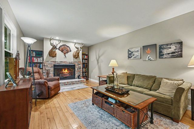 22300 Wynsmythe Drive, Mattawan, MI 49071
