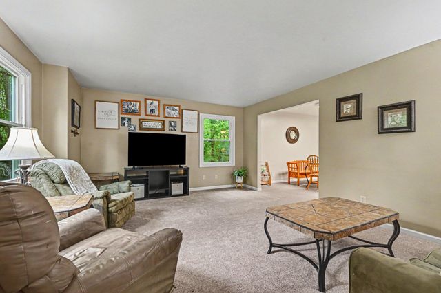 22300 Wynsmythe Drive, Mattawan, MI 49071
