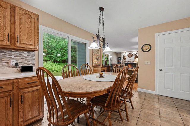 22300 Wynsmythe Drive, Mattawan, MI 49071