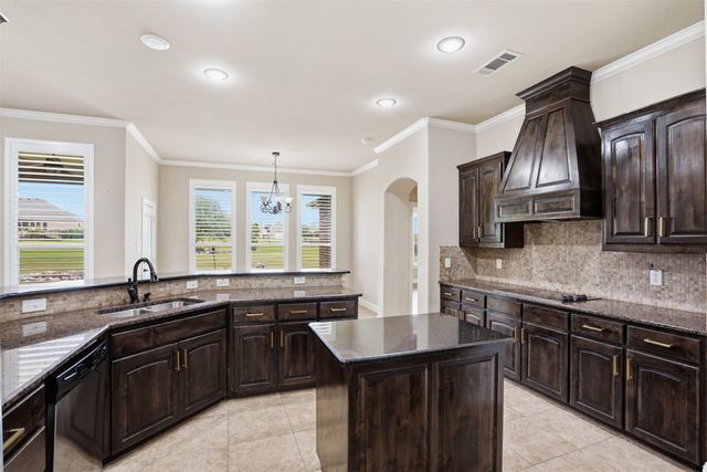 10508 Mustang Wells Drive, Fort Worth, TX 76126