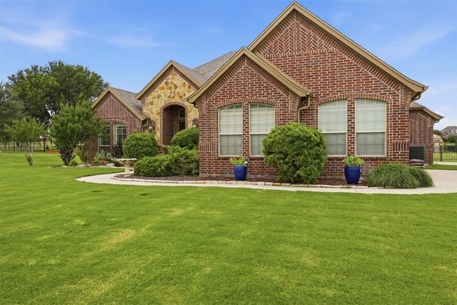 10508 Mustang Wells Drive, Fort Worth, TX 76126
