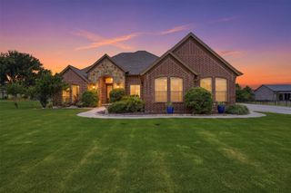 10508 Mustang Wells Drive, Fort Worth, TX 76126