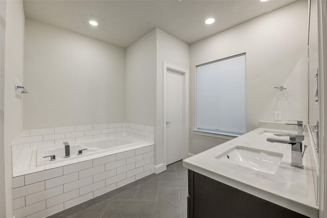 339 Eado Park Circle, Houston, TX 77020