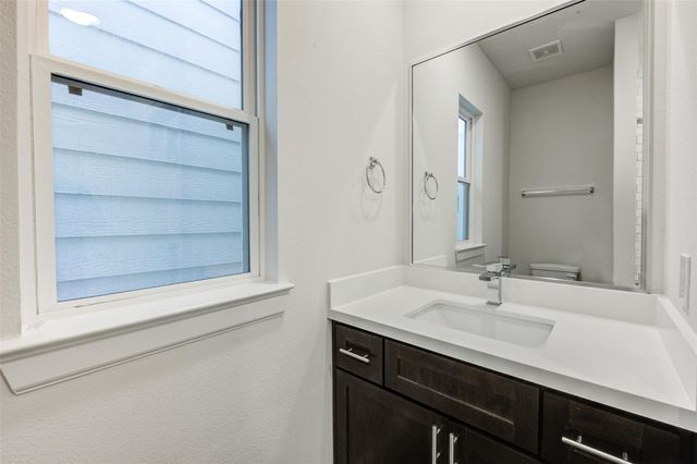 339 Eado Park Circle, Houston, TX 77020