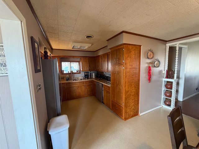 620 Dock Street, Rector, AR 72461