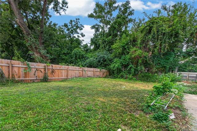 3328 Prospect Avenue, Kansas City, MO 64128