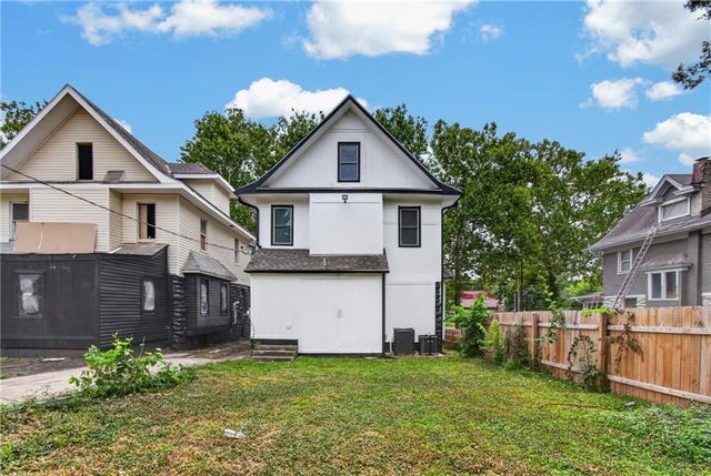 3328 Prospect Avenue, Kansas City, MO 64128