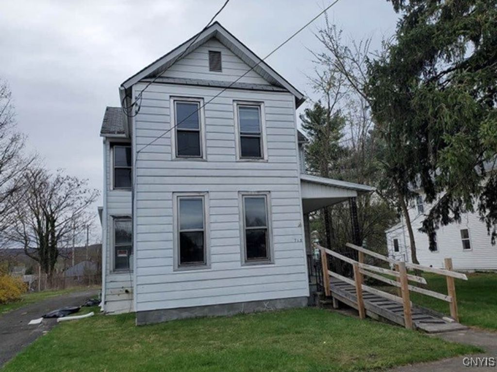 715 Junction Street, Elmira-city, NY 14902