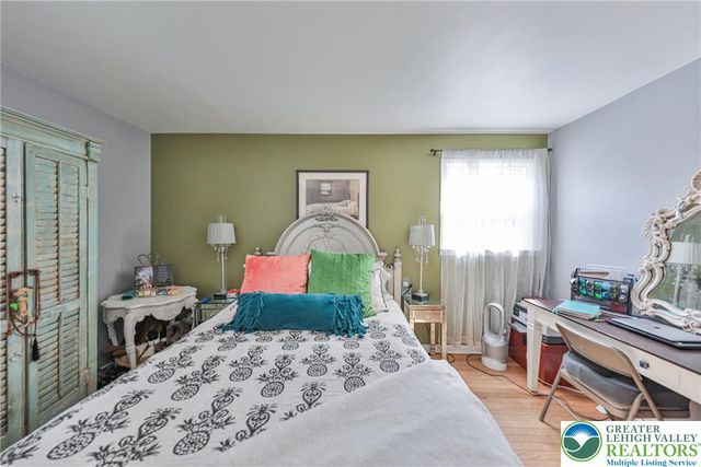 152 Jonathan Drive, Palmer Twp, PA 18045