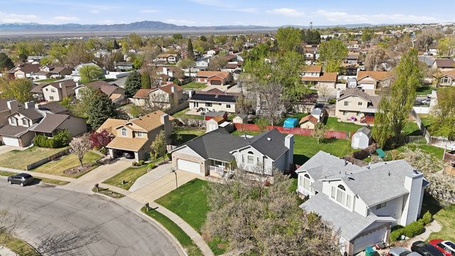 2755 N 1700 E, Layton, UT 84040
