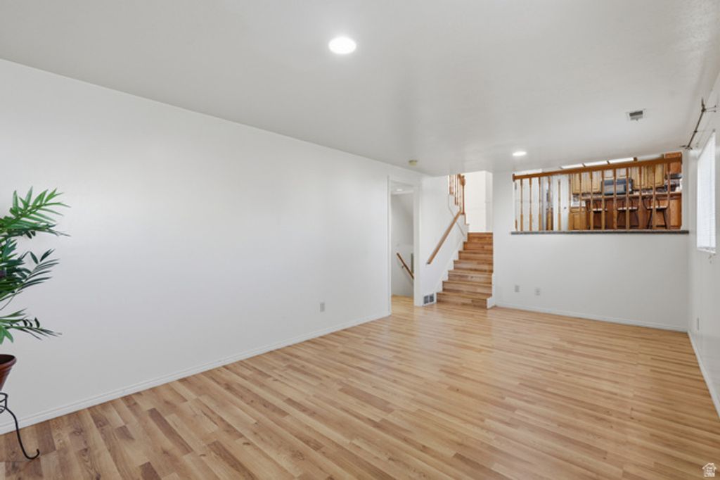 Image 16 of property listing at 2755 N 1700 E, Layton, UT 84040