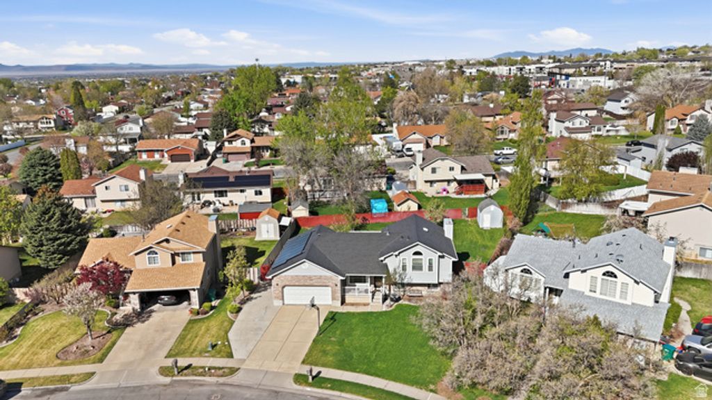 Image 46 of property listing at 2755 N 1700 E, Layton, UT 84040