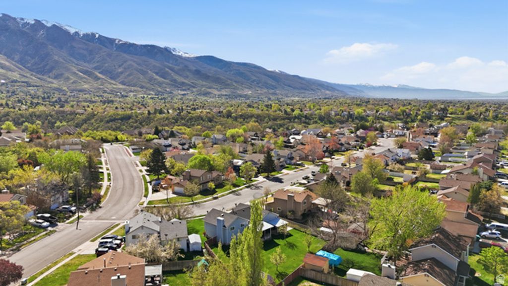 Image 51 of property listing at 2755 N 1700 E, Layton, UT 84040