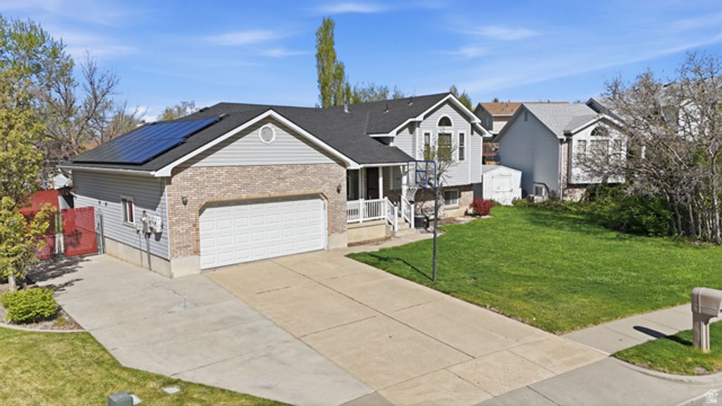Image 54 of property listing at 2755 N 1700 E, Layton, UT 84040