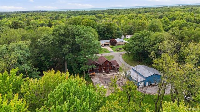 7149 Derby Road, Evans, NY 14047