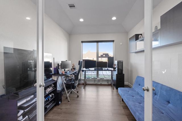 547 Jefferson DR, Kyle, TX 78640