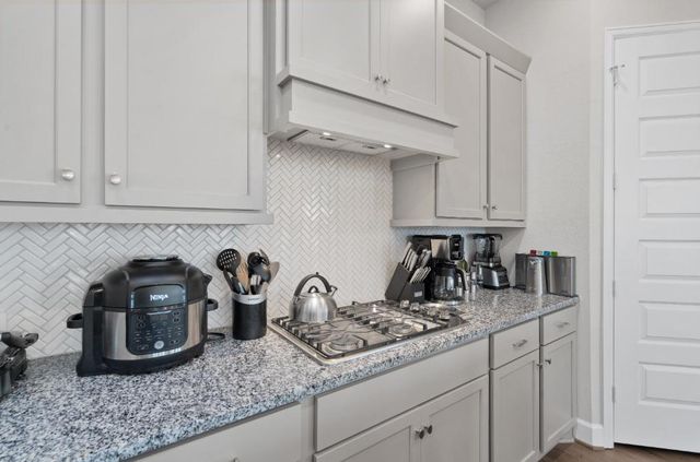 547 Jefferson DR, Kyle, TX 78640