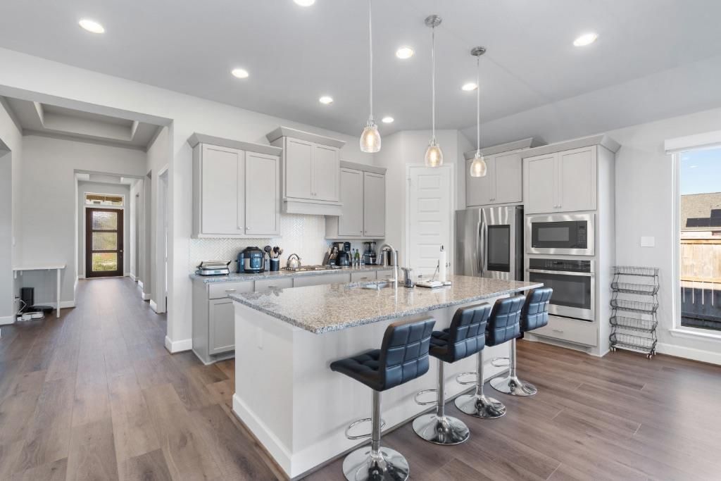 547 Jefferson DR, Kyle, TX 78640