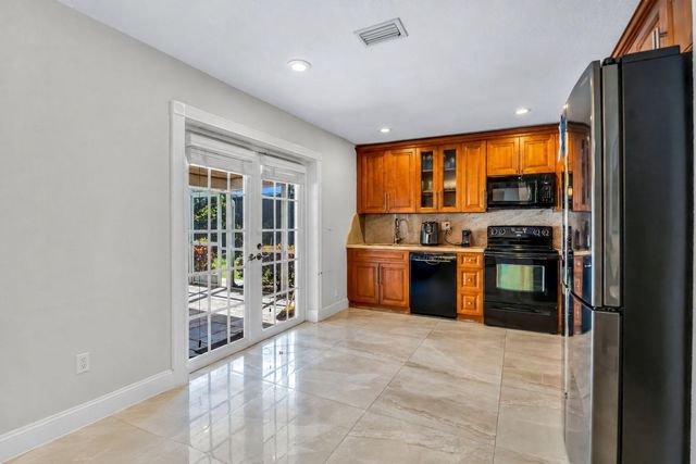 19626 Sea Pines Way, Boca Raton, FL 33498