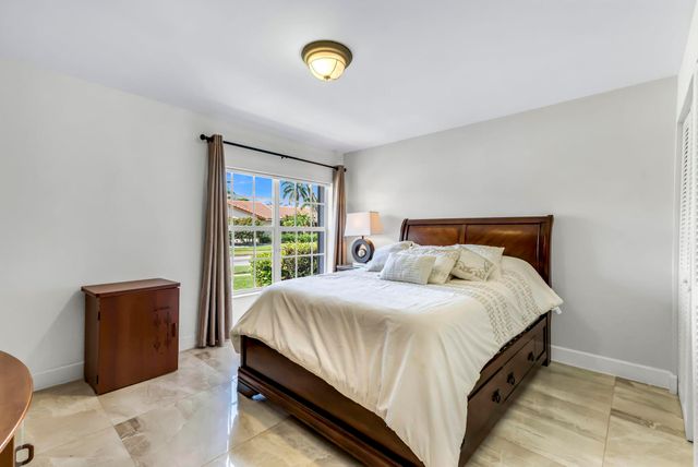 19626 Sea Pines Way, Boca Raton, FL 33498