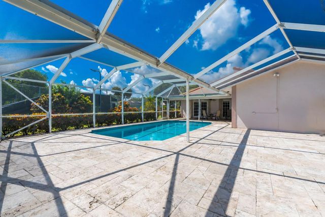 19626 Sea Pines Way, Boca Raton, FL 33498