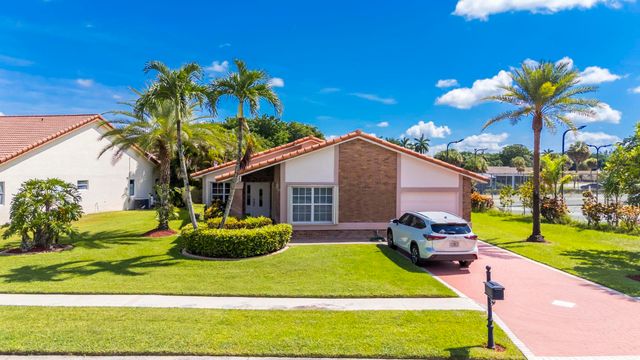 19626 Sea Pines Way, Boca Raton, FL 33498